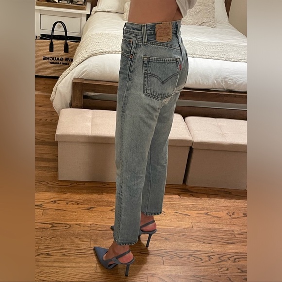 True Vintage Levi’s 90’s 501 jeans - Picture 6 of 6